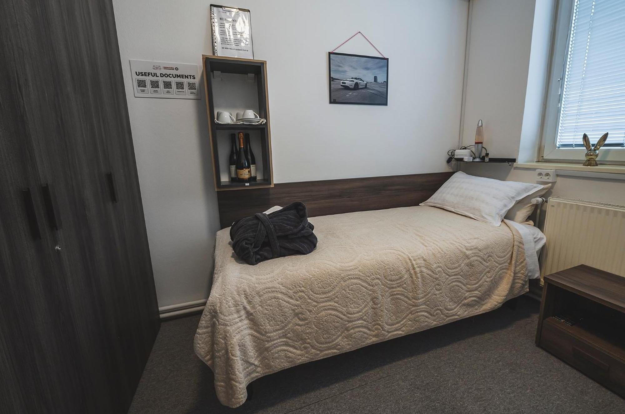 Do Avta Rooms Любляна Екстер'єр фото
