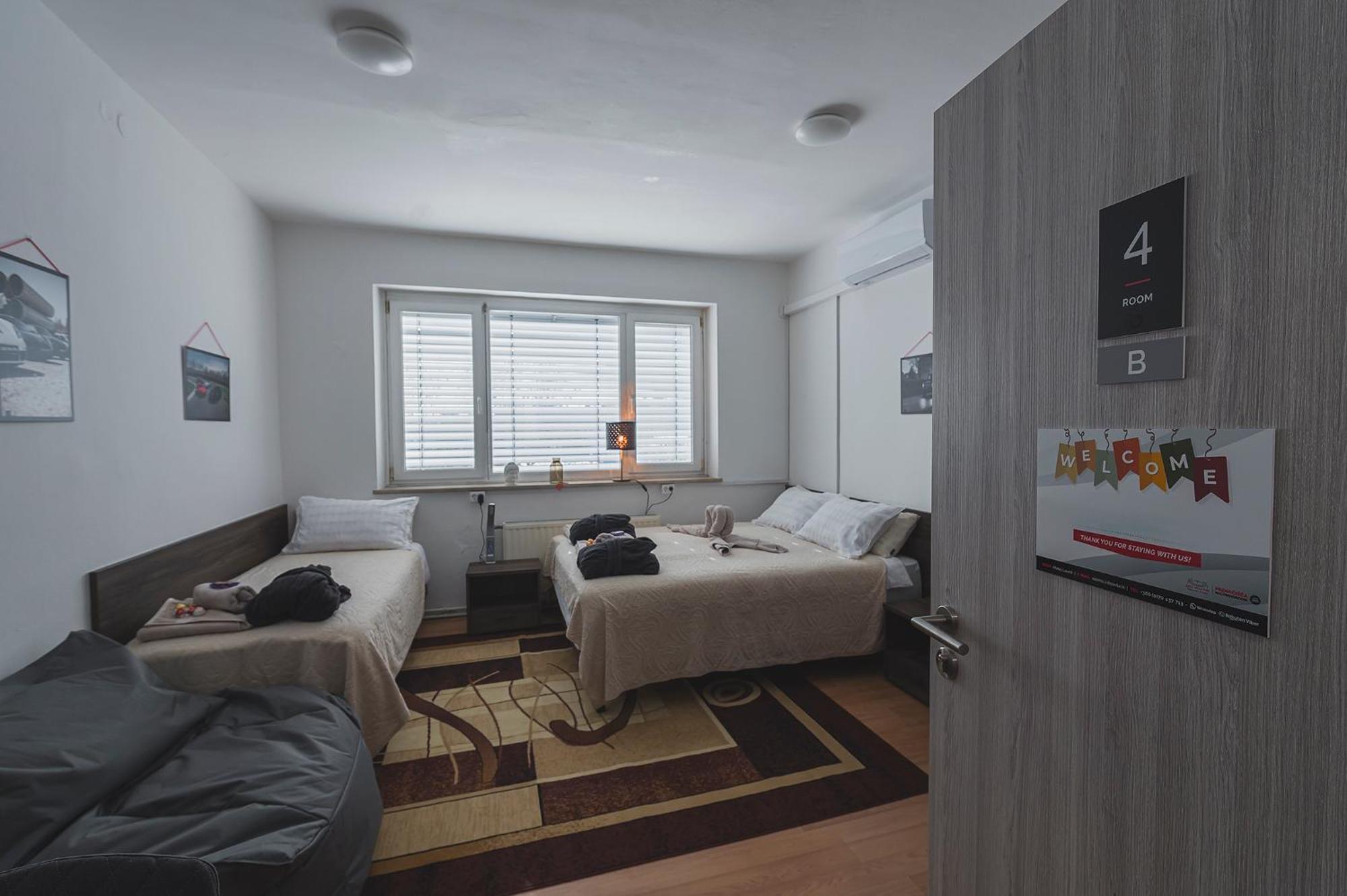 Do Avta Rooms Любляна Екстер'єр фото